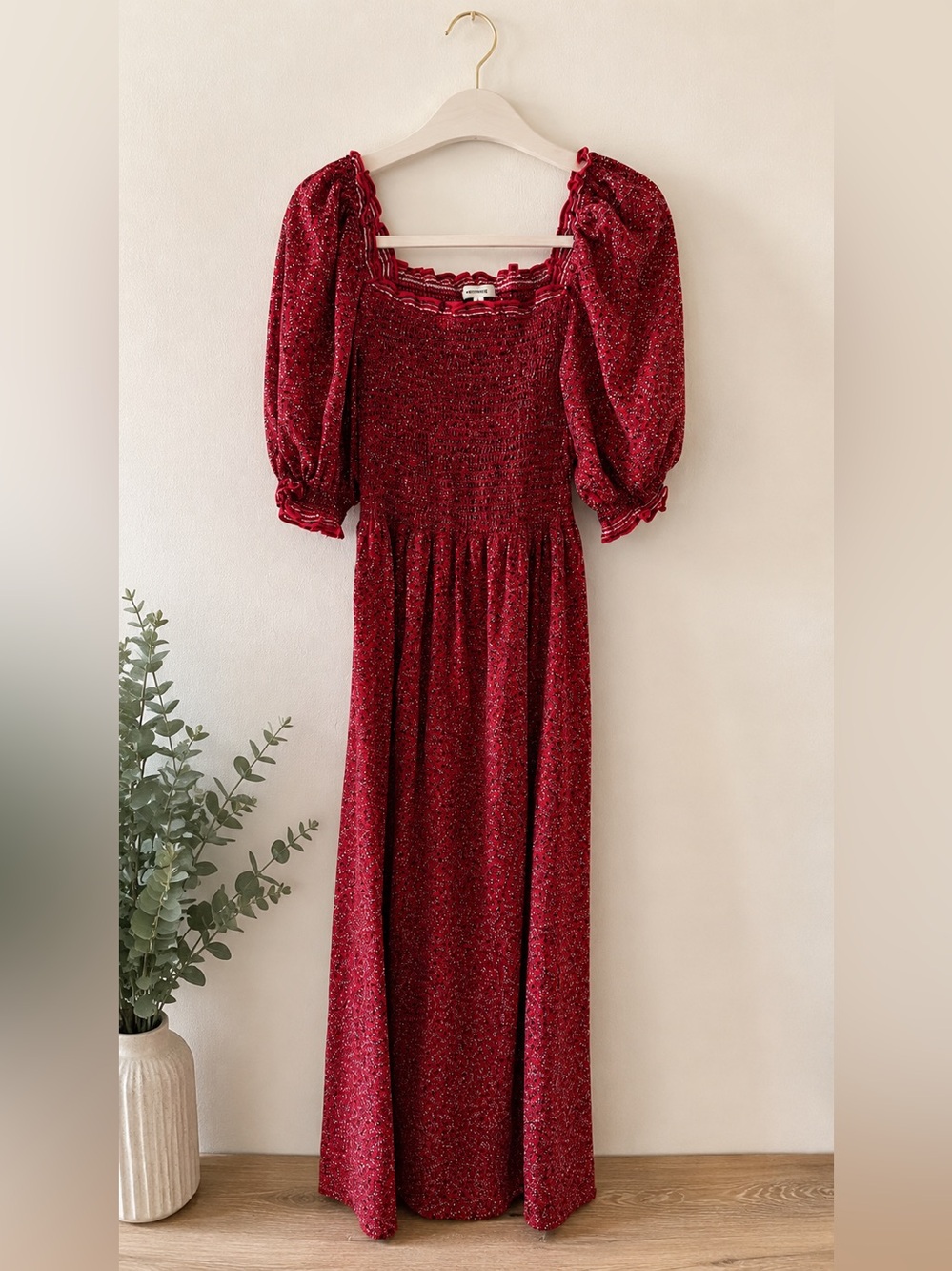 Max Studio Red Smocked Puff-Sleeve Maxi Dress Small